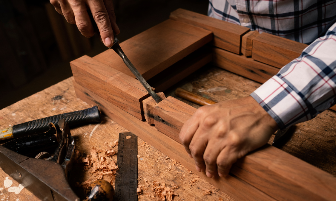 Row’s Cabinets and Furniture Makers